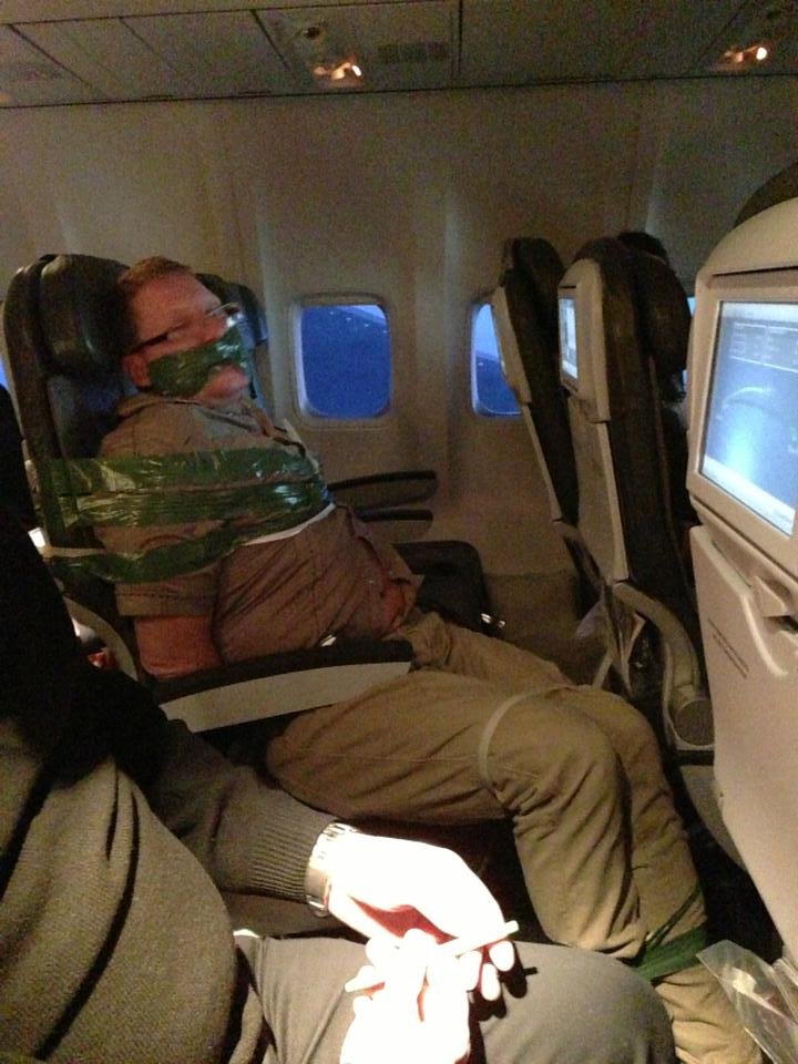 Passenger restrained on Icelandair flight